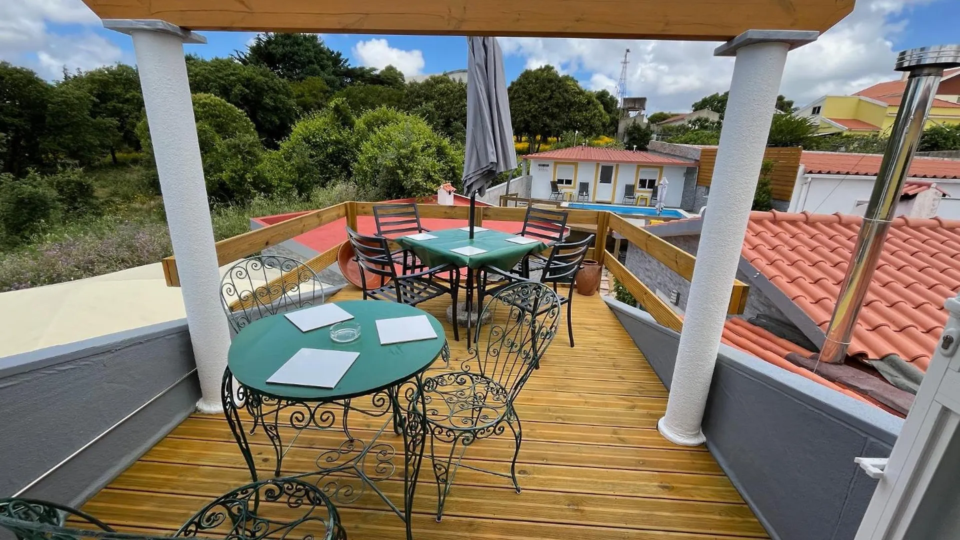 Sun House III - Near Sintra - Kitchen - Pool Apartment Mem Martins 0*,  Portugal